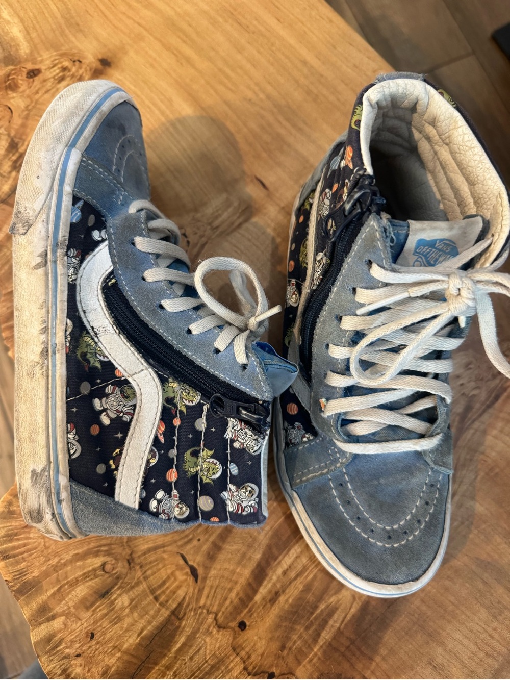 Vans Sk8-Hi Zip Space Dinosaur Astronaut High Tops Kids Size 3